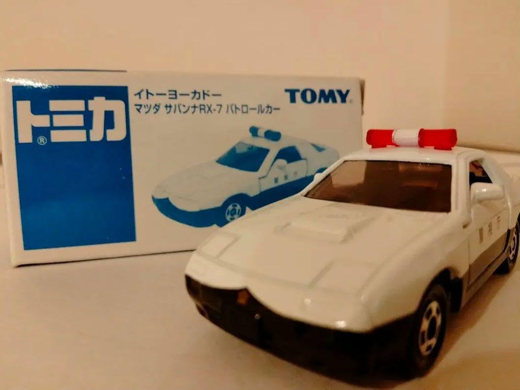 Amazon.co.jp: 新 マツダ サバンナ RX7 パトロールカー : おもちゃ